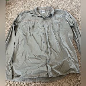 Converse button up size XL